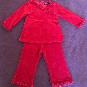Toddler’s shirt and pants set